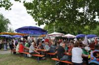 Gute Stimmung auf der DLRG Beach- Party und der Schlauchbootrallye