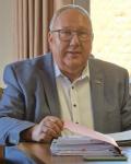 Grüningens professioneller Ortsvorsteher: Michael Böhm lässt bitten....
