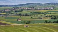 Blick vom Fürstenberg auf das schöne Donau-Dorf Pfohren