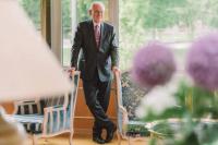 Meister von Eleganz und Verwöhnungskunst: Grand-Hotelier Roland Burtsche.