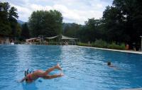 Abkühlung im Staufener Schwimmbad