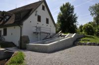 Viel zu groß geraten: Die Fischtreppe vor der historischen Mühle