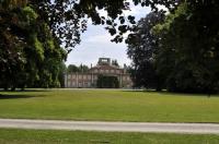 Ganzjährig (außer an Fronleichnam) ist nur ein virtueller Blick auf Umkirchs schönstes Denkmal erlaubt: Das Schloss der Hohenzollern