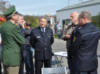 Freude über gelungene Veranstaltungsreihe: Heinz Siefert (2.v.l.) und Heiner Amann (mitte)